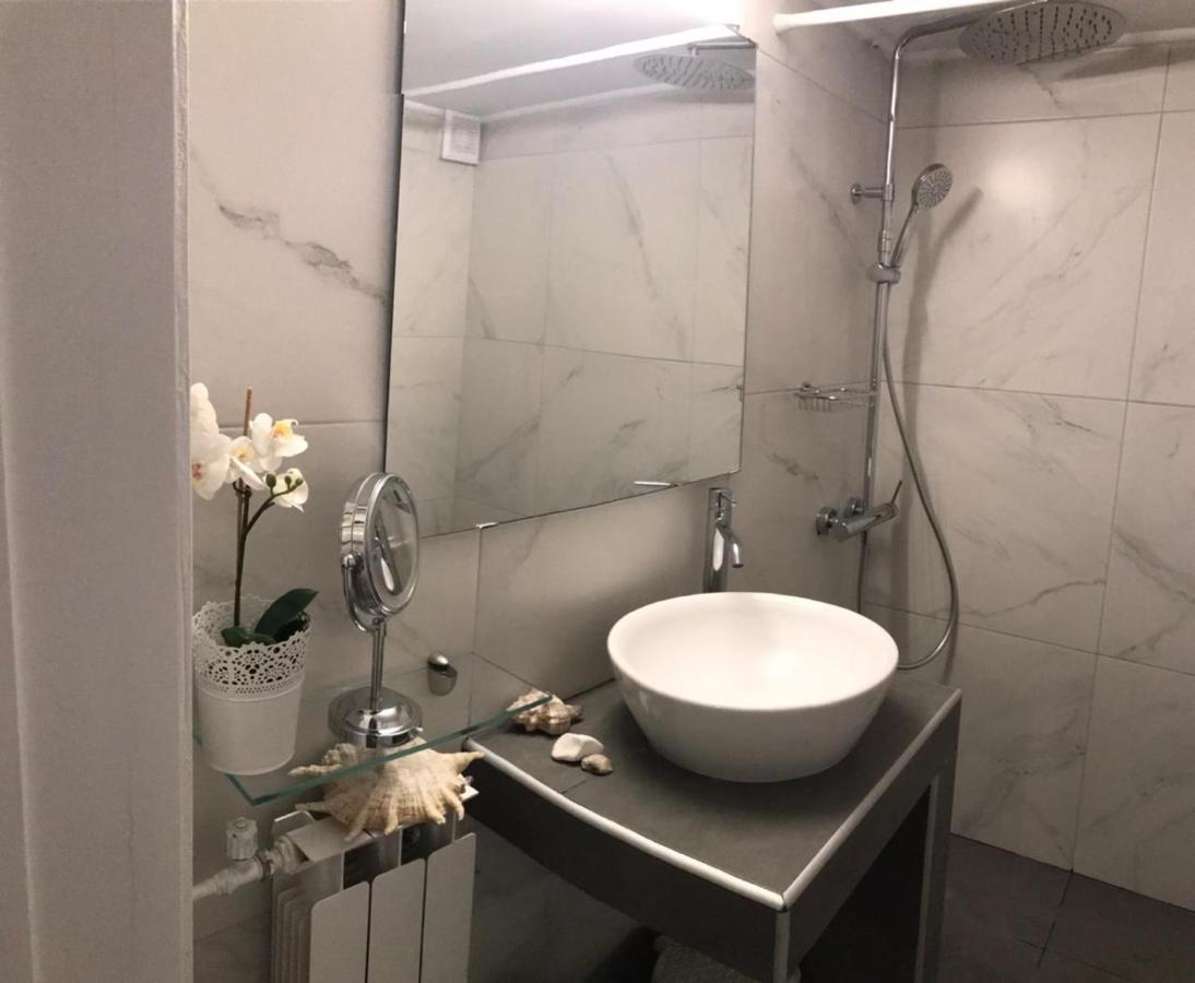 Luxury In Riviera Apartment *
